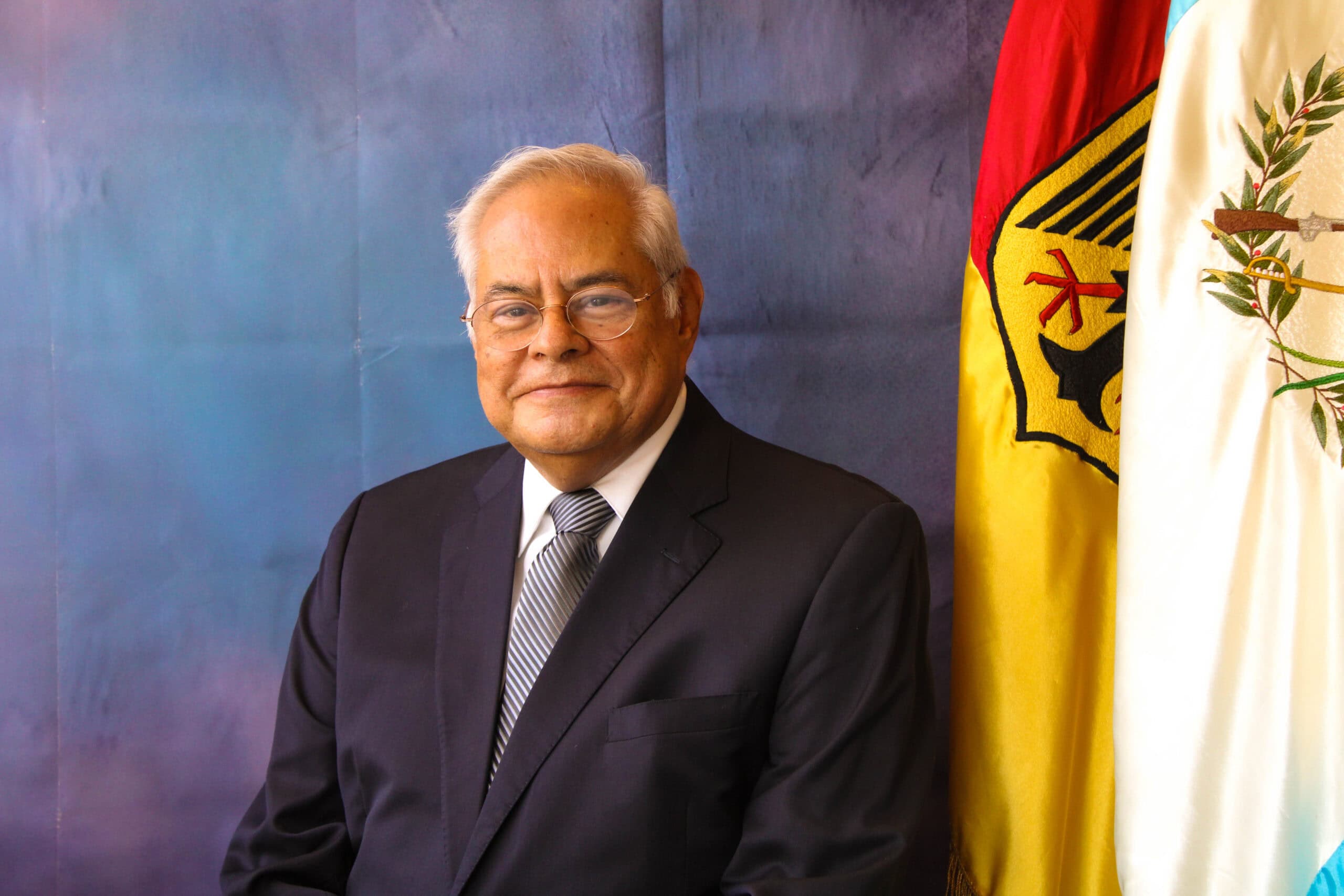Profilfoto – Armando Mérida 2025